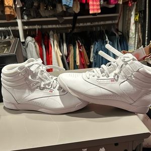 Reebok Free style hi top- womens